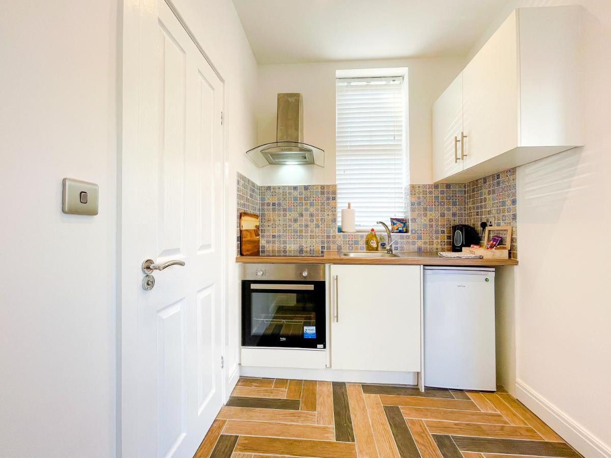 46 Ashfield Rd, Altrincham Otel Dış mekan fotoğraf