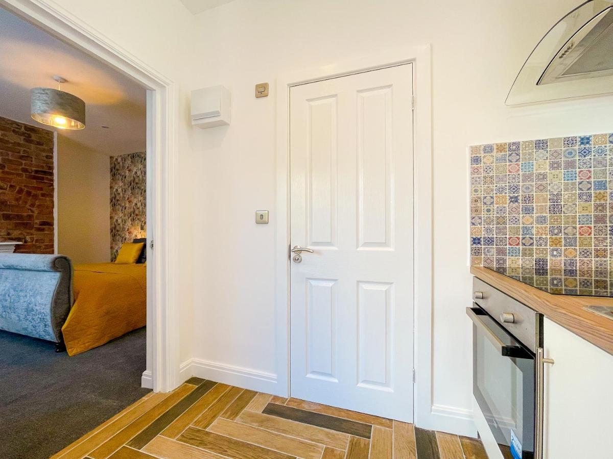 46 Ashfield Rd, Altrincham Otel Dış mekan fotoğraf