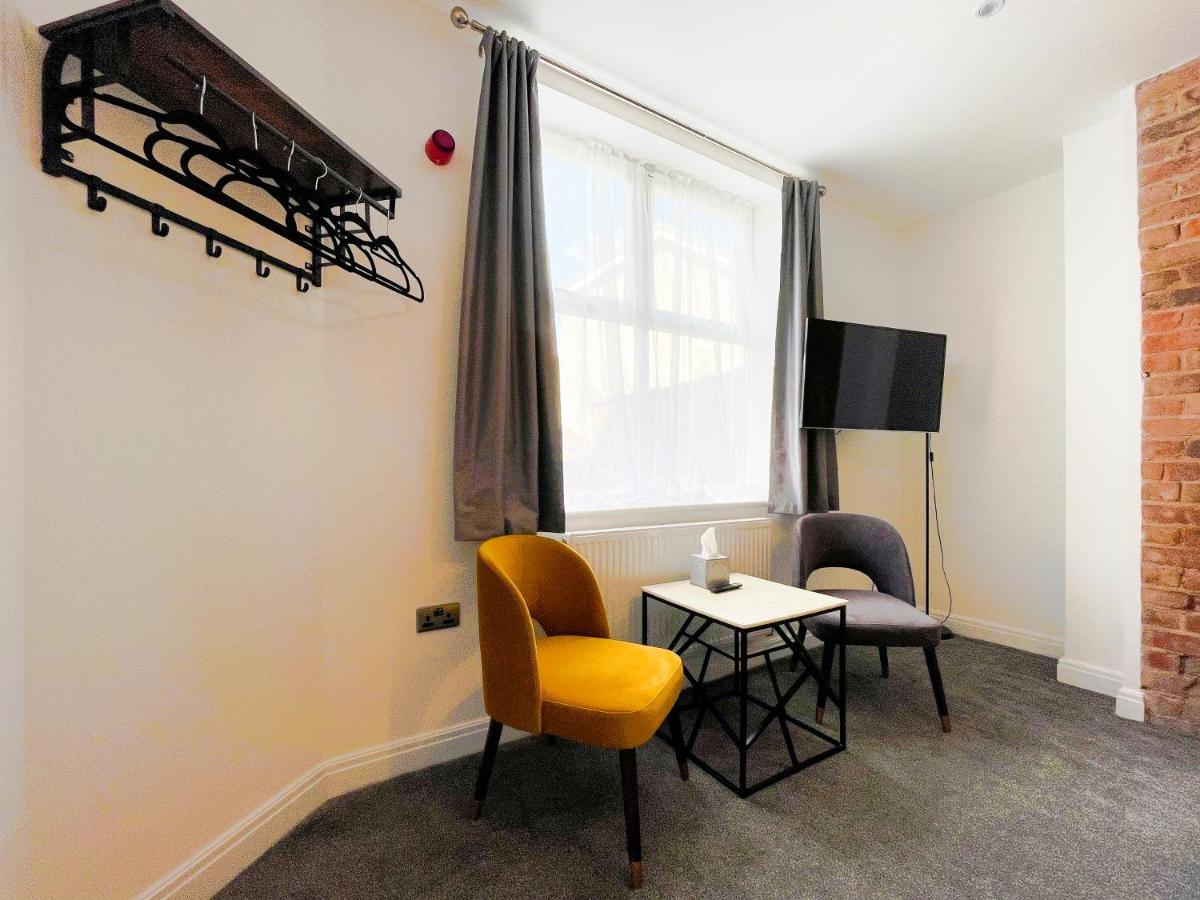 46 Ashfield Rd, Altrincham Otel Dış mekan fotoğraf